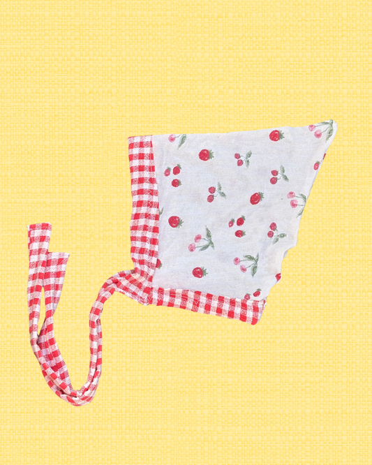 Pixie Bonnet - berries